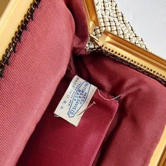 1950s Vintage Cream Beaded Metal Mesh Gold Framed Handbag By Whiting & Davis - Picture 6 of 7